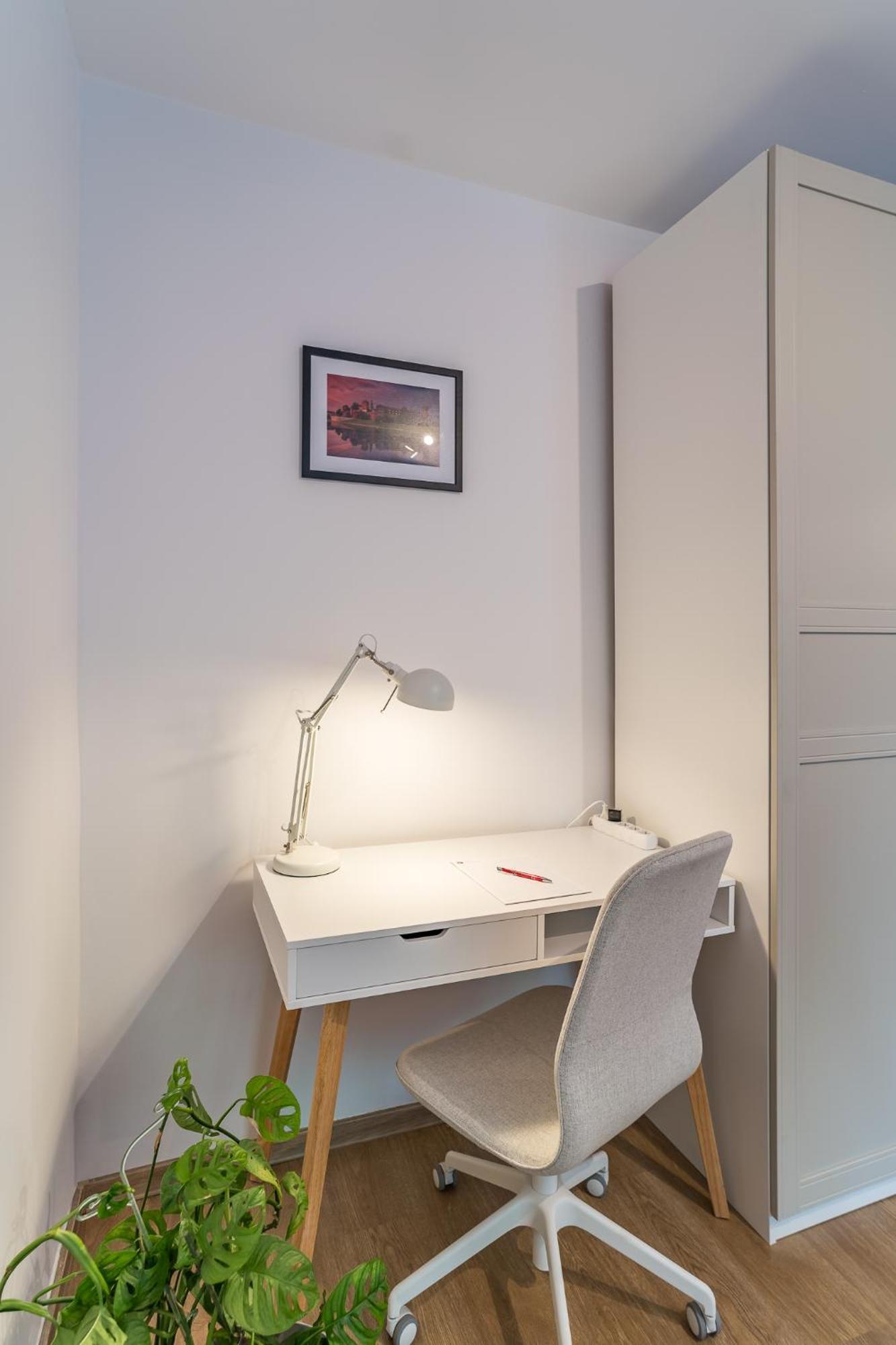Ferienwohnung Krakow Czyzyny - Terrace By Rentujemy Exterior foto