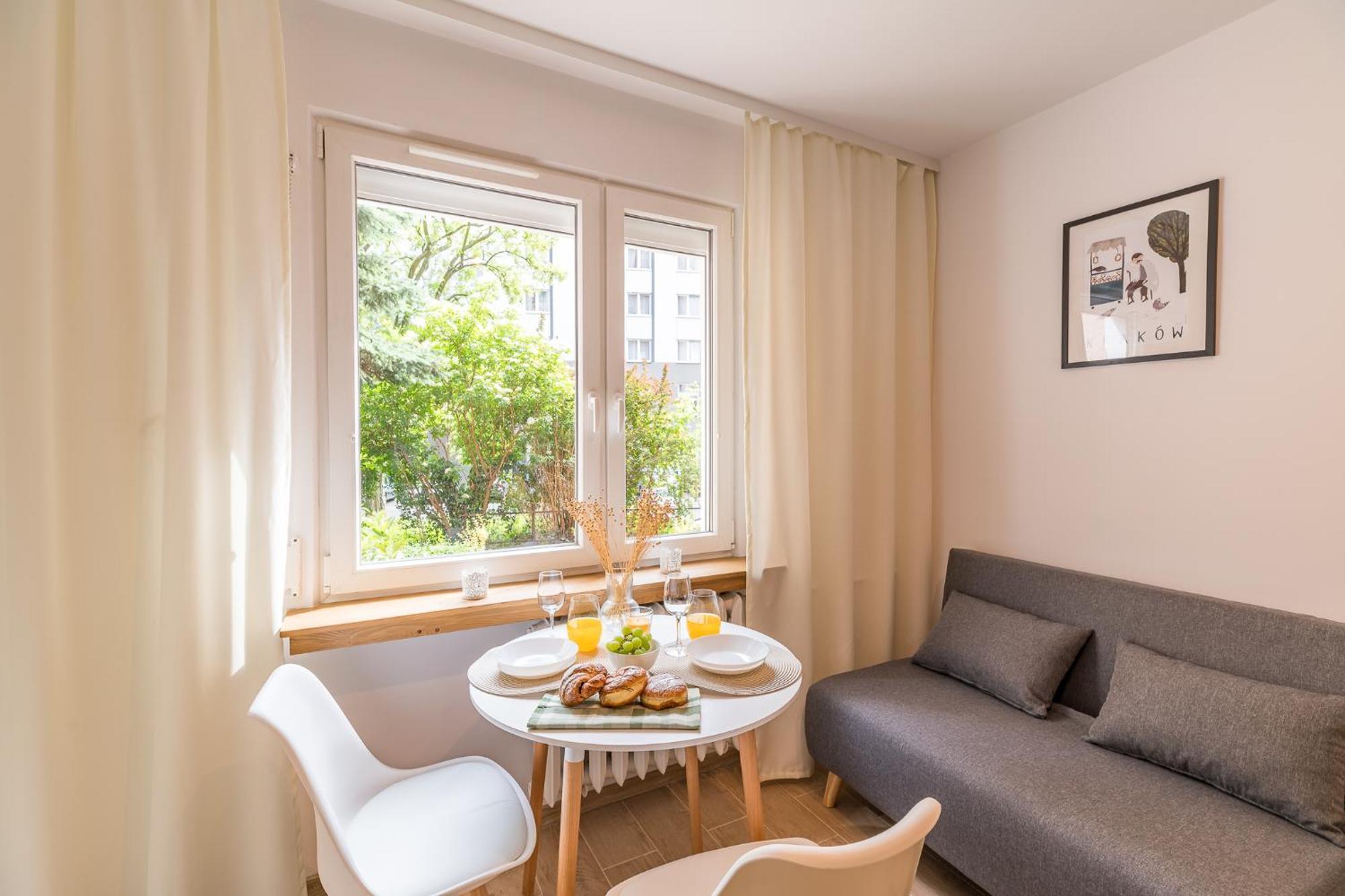 Ferienwohnung Krakow Czyzyny - Terrace By Rentujemy Exterior foto