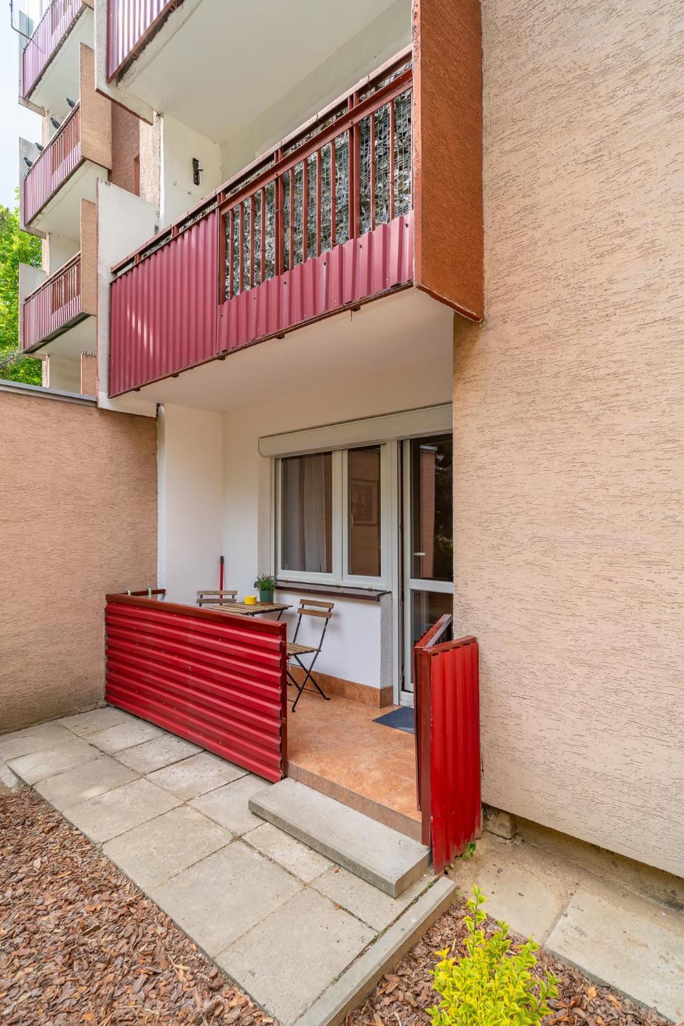 Ferienwohnung Krakow Czyzyny - Terrace By Rentujemy Exterior foto