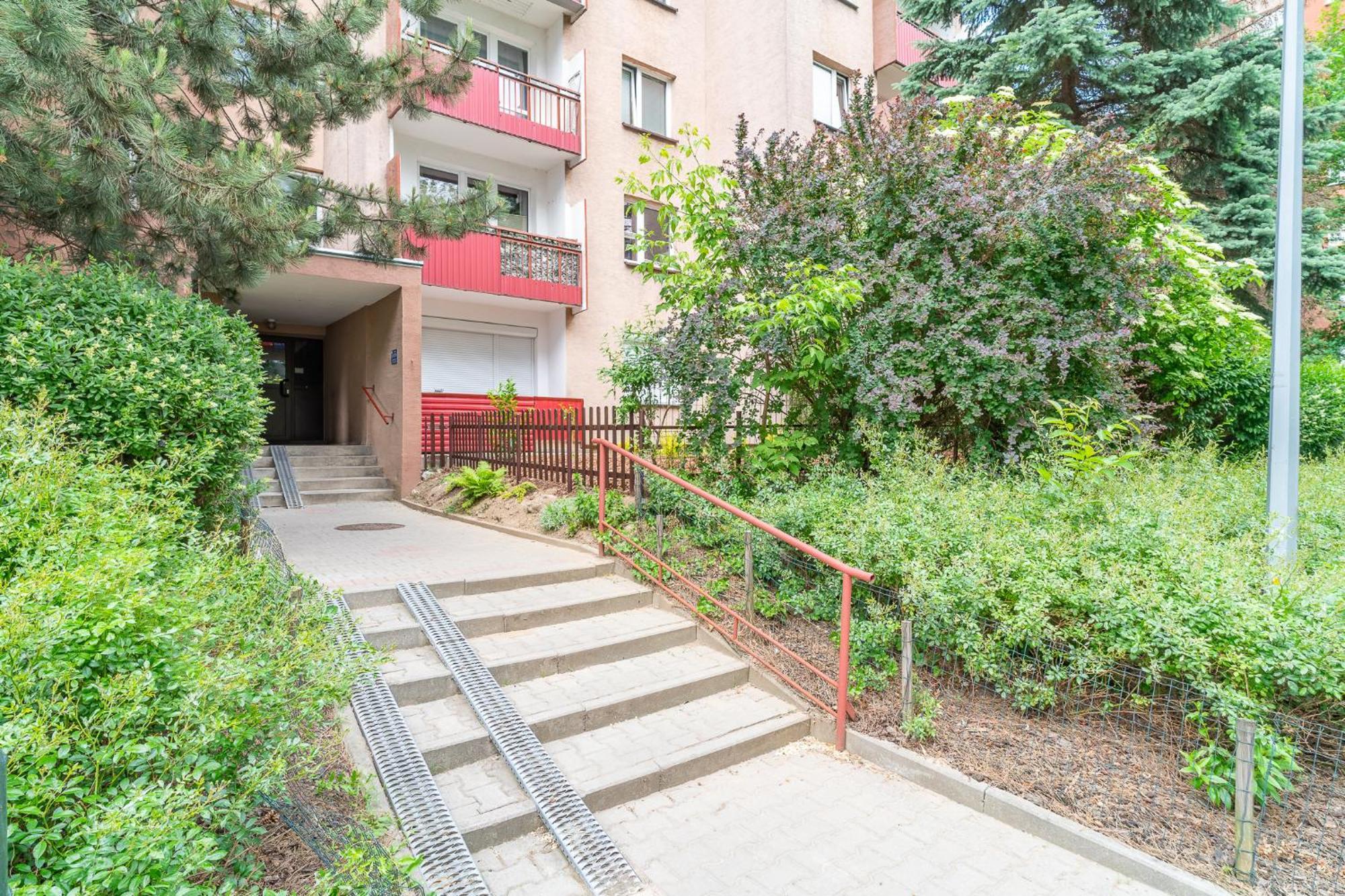 Ferienwohnung Krakow Czyzyny - Terrace By Rentujemy Exterior foto